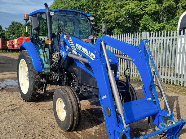 Chris Atkin & Son Ltd - New Holland T4.85 & Loader